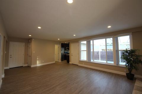 4884 Garfield St, La Mesa, CA 91941 photo 4