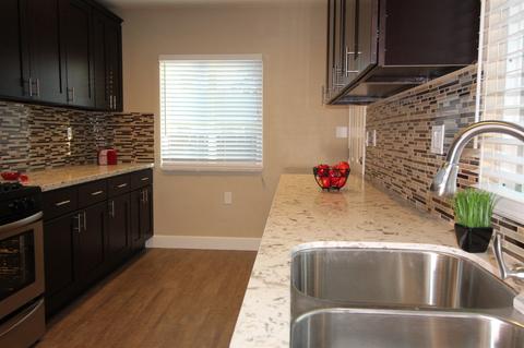 4884 Garfield St, La Mesa, CA 91941 photo 8