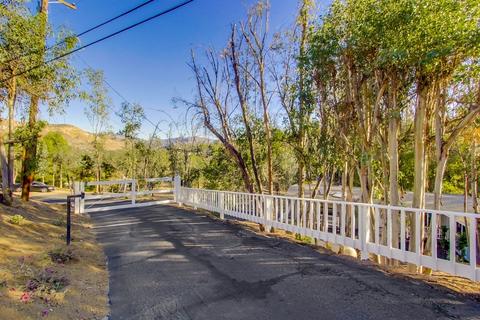 11237 Posthill, Lakeside, CA 92040 photo 2