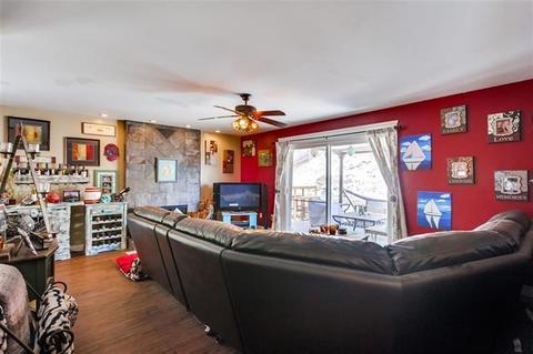 9761 Halberns Blvd, Santee, CA 92071 photo 2