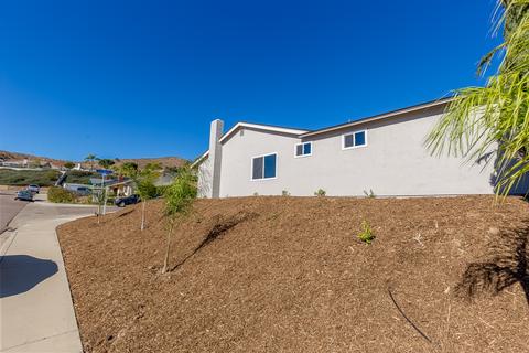 10217 Lairwood Dr, Santee, CA 92071 photo 3