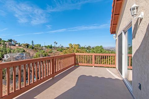 8774 Gardena Rd, Lakeside, CA 92040 photo 24