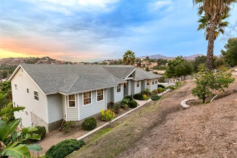 13891 Bernadotte Ln, Poway, CA 92064 photo 1