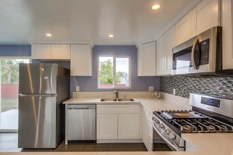 8447 Carlton Oaks Dr, Santee, CA 92071 photo 5