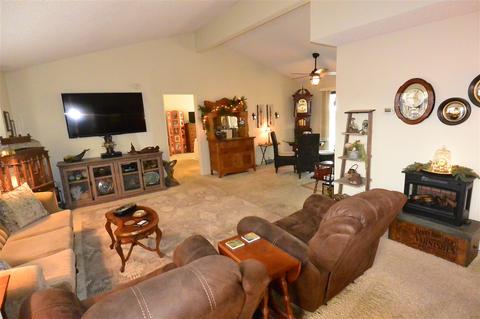 12564 Jackson Heights Dr, El Cajon, CA 92021 photo 2