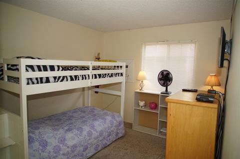 8635 Fiona Way, Santee, CA 92071 photo 9