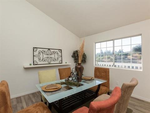 122 Pamela Dr, Fallbrook, CA 92028 photo 9