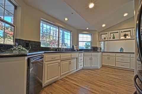 122 Pamela Dr, Fallbrook, CA 92028 photo 2