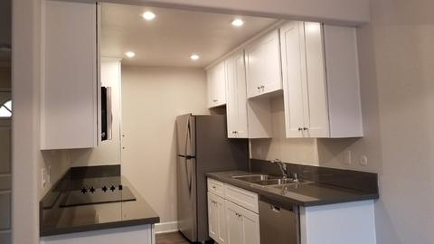 8548 Via Mallorca #B, La Jolla, CA 92037 photo 1