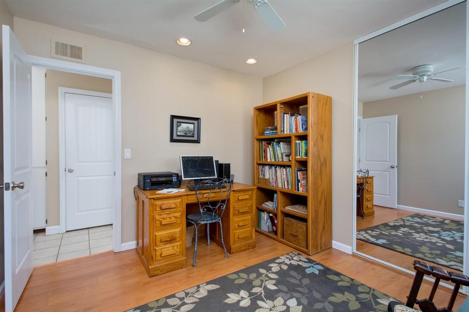  4310 La Portalada Dr, Carlsbad, CA 92010 photo 11