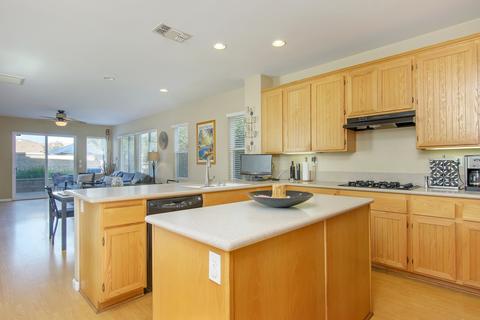1106 Dowitcher Ct, Carlsbad, CA 92011 photo 7
