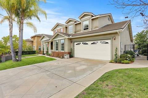 2413 Pine Valley Gln, Escondido, CA 92026 photo 1