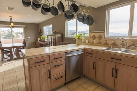 1418 Capistrano Ave, Spring Valley, CA 91977 photo 9