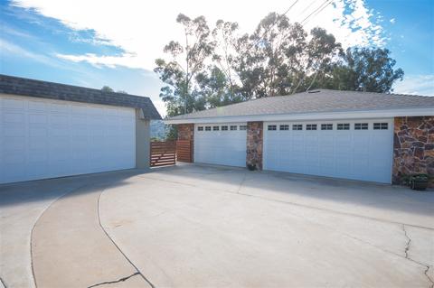 1380 Hillside Way, El Cajon, CA 92020 photo 3