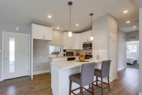 195 E Naples St, Chula Vista, CA 91911 photo 1