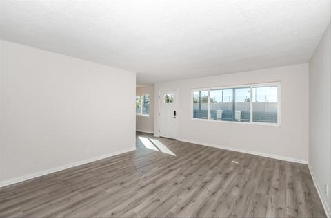306 Grant St, Oceanside, CA 92054 photo 2