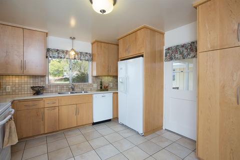 230 Neil Ter, Vista, CA 92084 photo 8