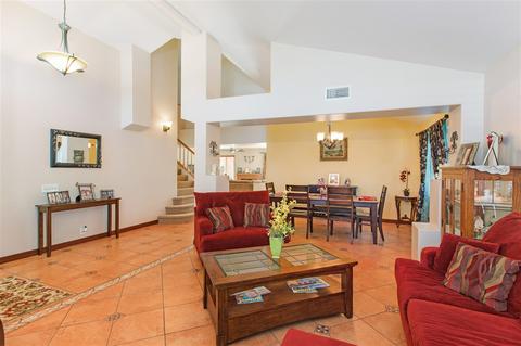 13611 Somerset Rd, Poway, CA 92064 photo 3