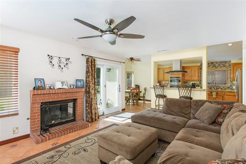 13611 Somerset Rd, Poway, CA 92064 photo 5