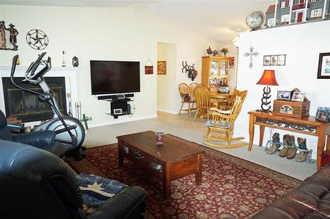 13141 Lakeshore Dr, Lakeside, CA 92040 photo 5