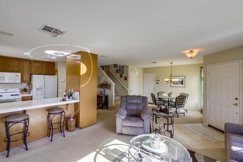 2790 Wanek Rd, Escondido, CA 92027 photo 4