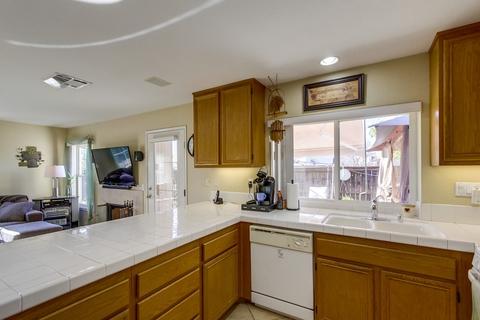 2790 Wanek Rd, Escondido, CA 92027 photo 7