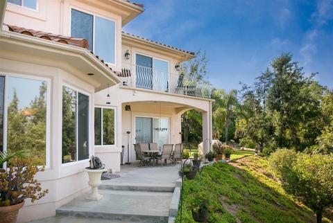 1121 Laura Ln, Escondido, CA 92025 photo 22