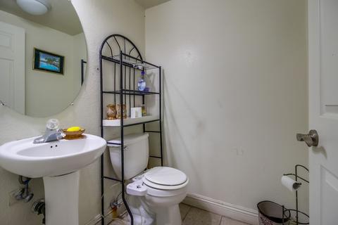 1321 Greenfield Dr #11, El Cajon, CA 92021 photo 12