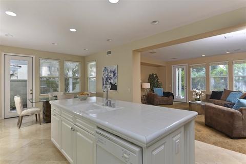 1021 Bewicks Ct, Carlsbad, CA 92011 photo 8