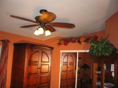 237 Bluebird Ln, Oceanside, CA 92057 photo 3