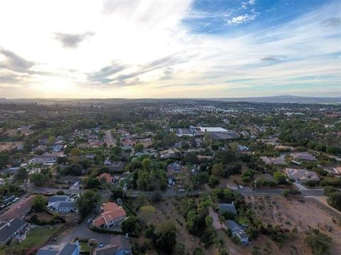 1255 Alessandro Ln, Vista, CA 92084 photo 7