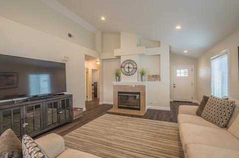 1740 Corte Ventana, Oceanside, CA 92056 photo 3