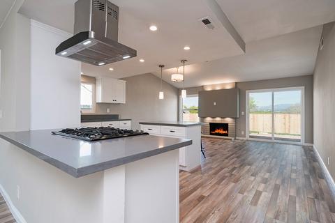 246 Luiseno Ave, Oceanside, CA 92057 photo 1