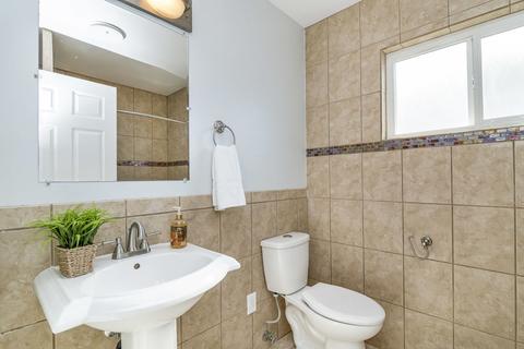 13423 Standish Dr, Poway, CA 92064 photo 11