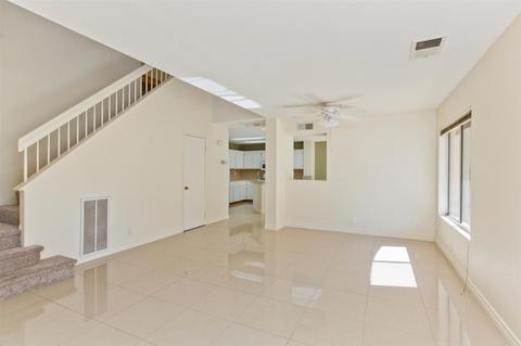 425 Whispering Willow Dr #E, Santee, CA 92071 photo 4