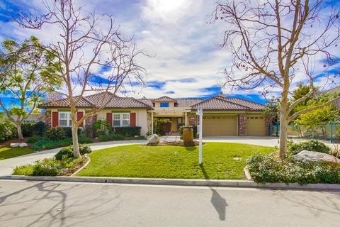 1605 Hillstone Ave, Escondido, CA 92029 photo 2