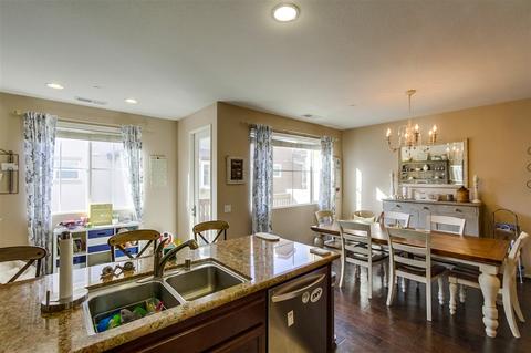 10175 Little Leaf Ln, Santee, CA 92071 photo 8