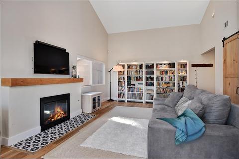 Undisclosed, Solana Beach, CA 92075 photo 16