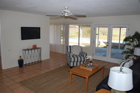 1150 Hamilton Ln, Escondido, CA 92029 photo 3