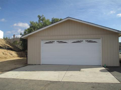 31433 Palos Verdes Dr, Escondido, CA 92026 photo 2
