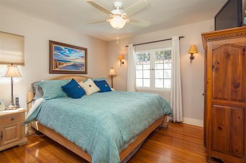 566 B Ave, Coronado, CA 92118 photo 16