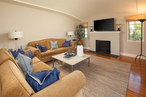 566 B Ave, Coronado, CA 92118 photo 5