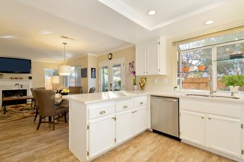 656 Mosaic Cir, Oceanside, CA 92057 photo 7