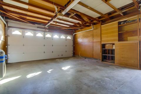 2504 Jacaranda Ave, Carlsbad, CA 92009 photo 23