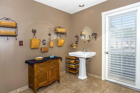224 S 3rd St, El Cajon, CA 92019 photo 10