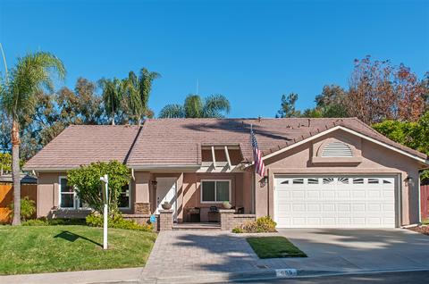 595 Silver Shadow Dr, San Marcos, CA 92078 photo 2