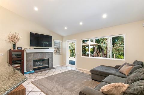 595 Silver Shadow Dr, San Marcos, CA 92078 photo 9