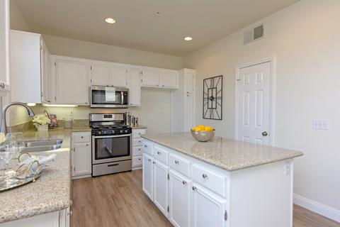 2048 Courage St, Vista, CA 92081 photo 14