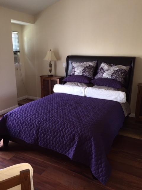 345 Pine Ave, Carlsbad, CA 92008 photo 5