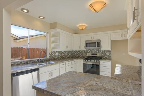 684 Hunter St, Oceanside, CA 92058 photo 6